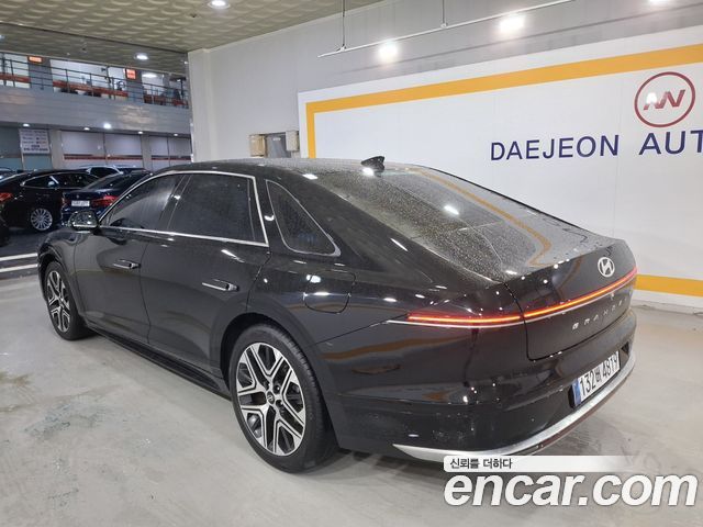 Hyundai Grandeur Premium 2023 — пробег 25 600 км