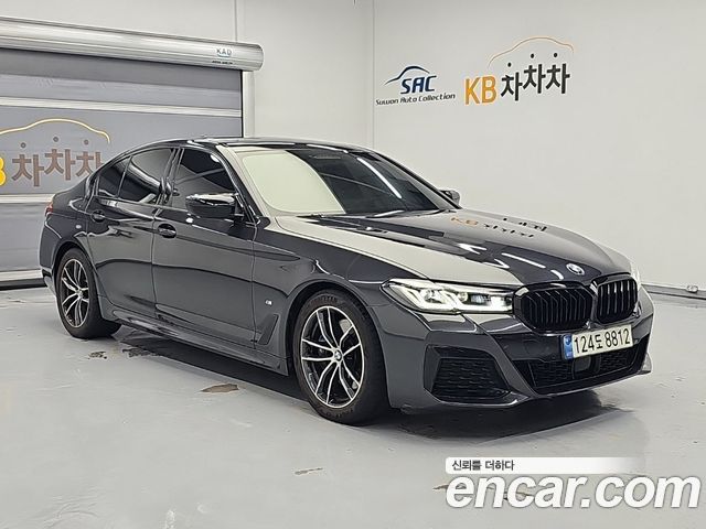BMW 5-Series 520i M Sport 2021 — пробег 77 219 км