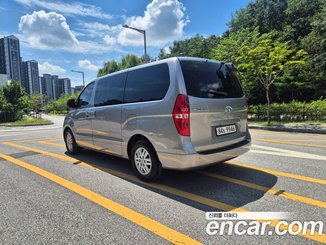 Hyundai Starex 5-Seater VAN Modern 2015 — пробег 230 923 км