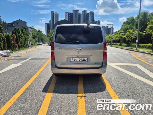 Hyundai Starex 5-Seater VAN Modern 2015 — пробег 230 923 км