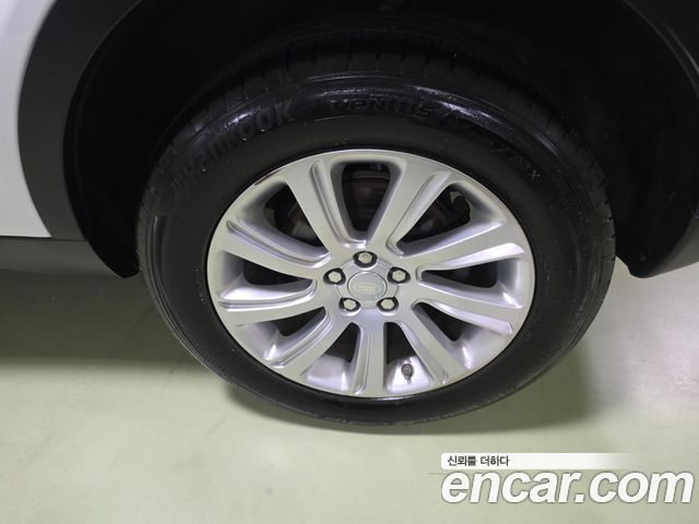Land Rover Discovery Sport 2.0 TD4 SE 2016 — пробег 137 992 км