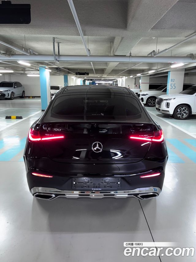 Mercedes-Benz GLC-Class GLC300 4MATIC Coupe 2026 — пробег 13 км