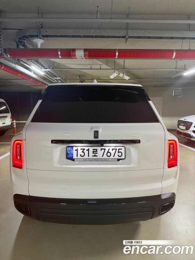 Rolls-Royce Cullinan 6.7 V12 Black Badge 2022 — пробег 20 522 км