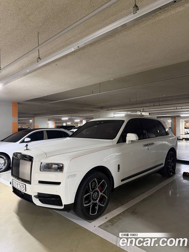 Rolls-Royce Cullinan 6.7 V12 Black Badge 2022 — пробег 20 522 км