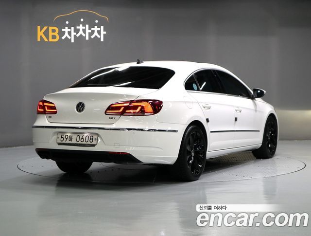Volkswagen CC 2.0 TSI — пробег 112 128 км — фото 2 из 5