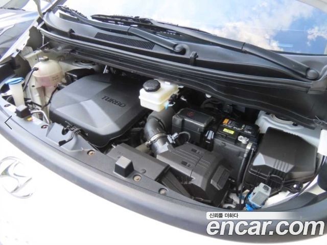 Hyundai Staria Cargo 5-Seater Modern — пробег 132 671 км