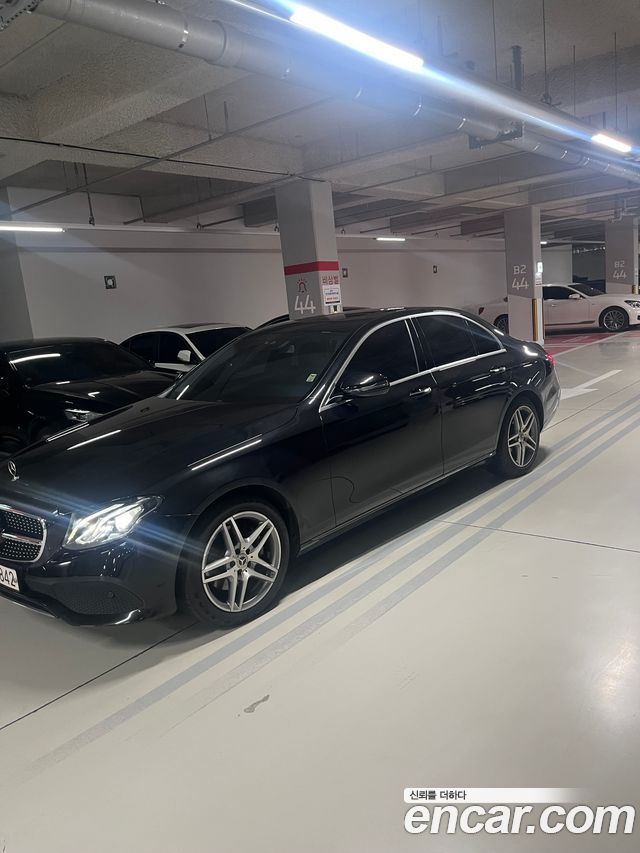 Mercedes-Benz E-Class из Кореи Encar