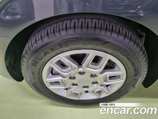 Hyundai Staria Cargo 3-Seater Modern — пробег 74 215 км