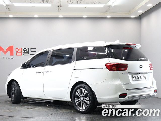Kia Carnival из Кореи Encar