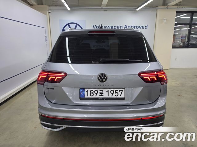 Volkswagen Tiguan 2.0 TSI Prestige — пробег 13 263 км