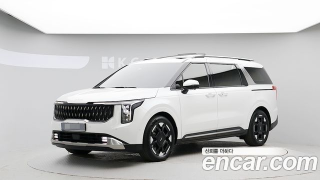 Kia Carnival Diesel 7-Seater Signature — пробег 23 568 км