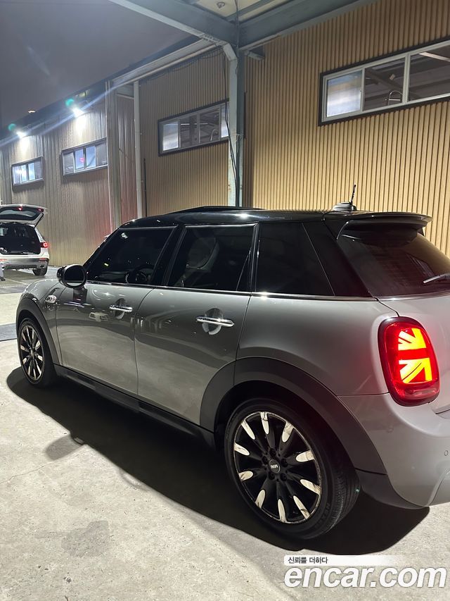 Mini Cooper HIGH 3rd — пробег 50 400 км