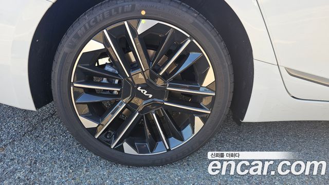 Kia K8 Signature — пробег 15 000 км