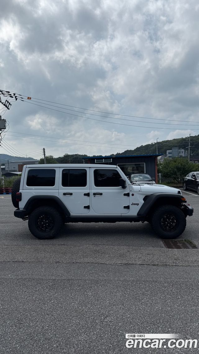 Jeep Wrangler 2.0 Rubicon Power Top 4Door 2024 из Кореи Encar