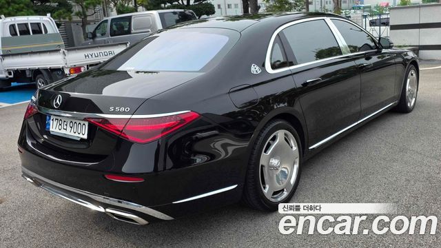 Mercedes-Benz S-Class Maybach S580 4MATIC — пробег 110 000 км — фото 3 из 5