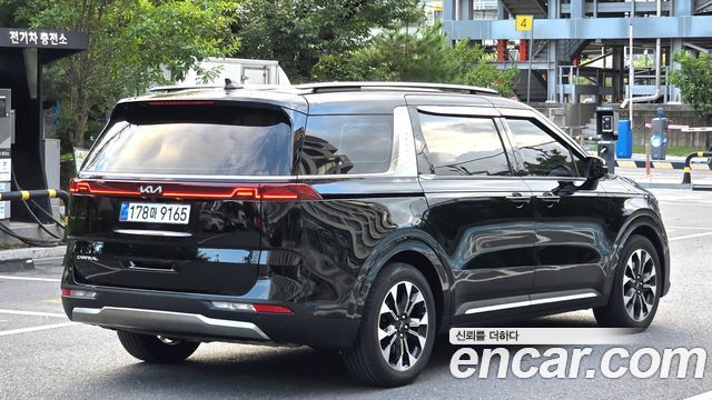 Kia Carnival Diesel 9-Seater Noblesse — пробег 121 980 км
