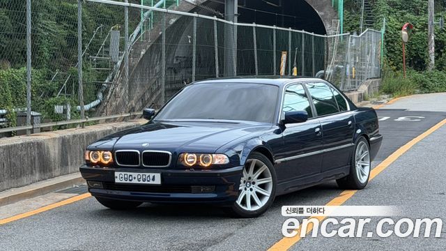 BMW 7-Series 735iL E38 — пробег 207 800 км