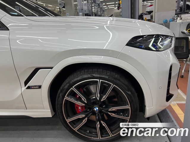 BMW X6 M60i — пробег 4 325 км