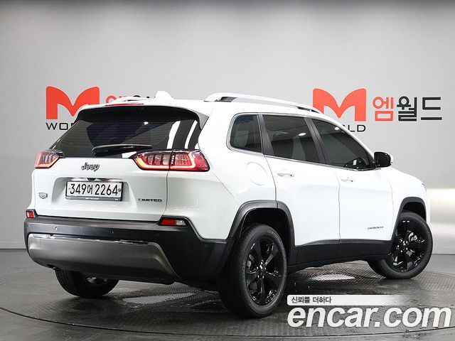 Jeep Cherokee 2.4 Limited 2WD — пробег 67 803 км — фото 4 из 5