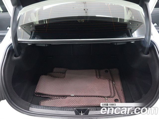 Mercedes-Benz A-Class A220 Sedan — пробег 42 086 км