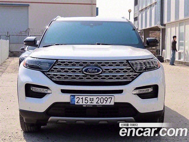 Ford Explorer 2.3 LimIted 4WD — пробег 34 328 км — фото 3 из 5