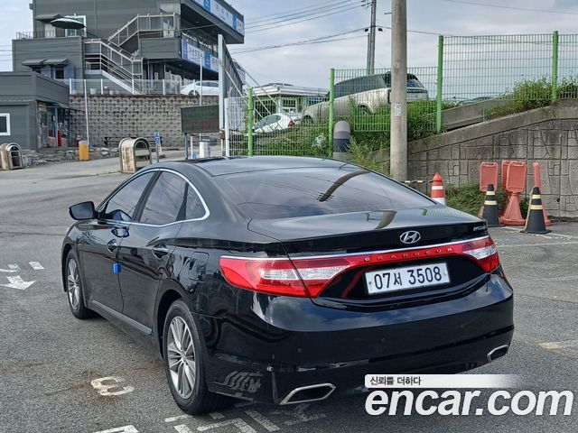 Hyundai Grandeur HG240 Modern — пробег 237 000 км