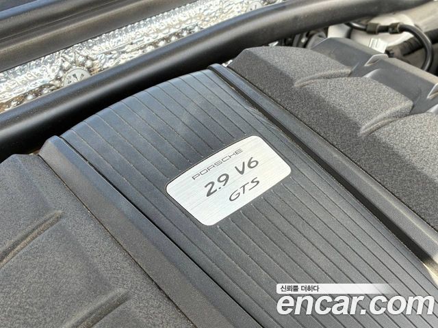 Porsche Macan 2.9 GTS 95B — пробег 36 000 км