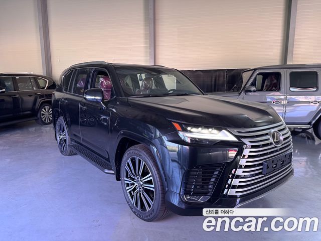 Lexus LX 700h Luxury — пробег 10 км