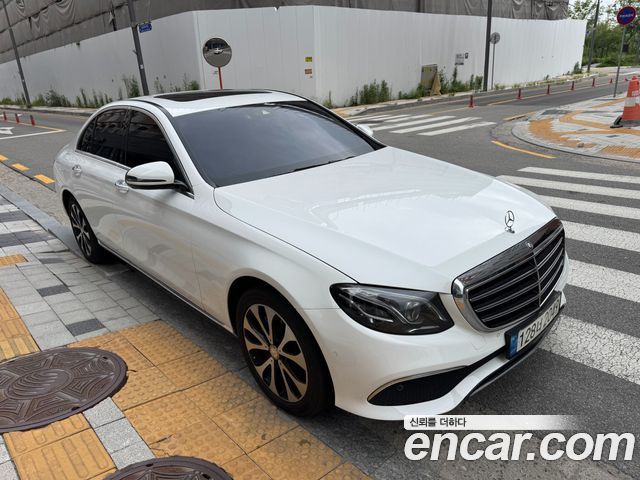 Mercedes-Benz E-Class E220d Exclusive — пробег 285 672 км
