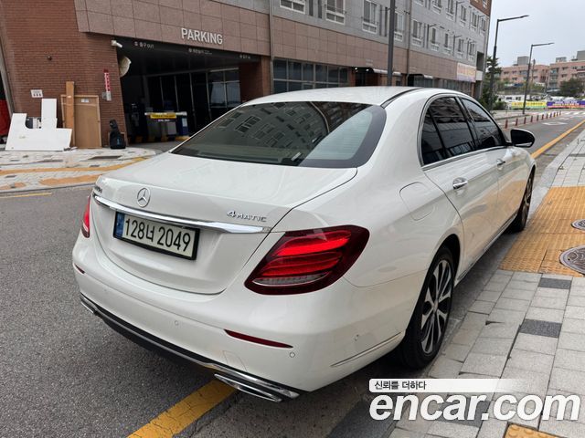 Mercedes-Benz E-Class E220d Exclusive — пробег 285 672 км