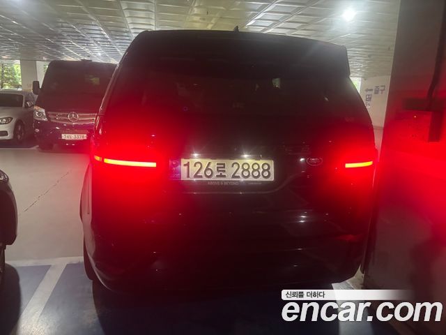 Land Rover Discovery P360 R-Dynamic SE — пробег 85 000 км