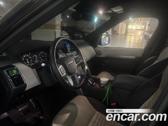 Land Rover Discovery P360 R-Dynamic SE — пробег 85 000 км