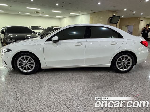 Mercedes-Benz A-Class A220 Sedan — пробег 26 140 км