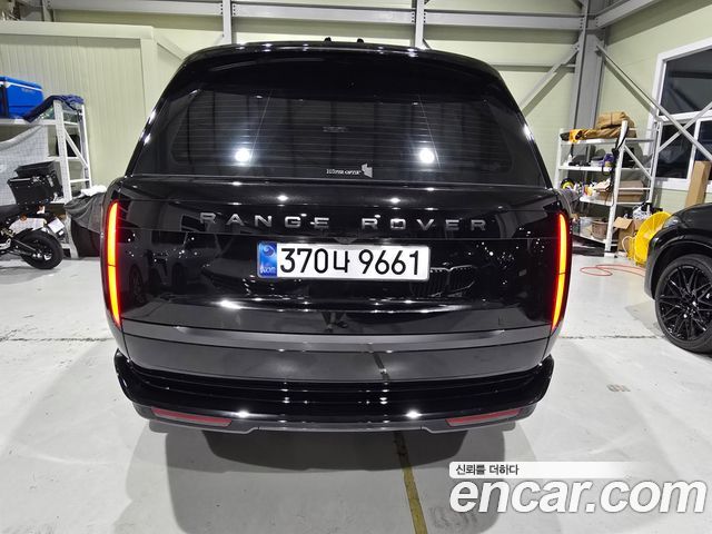 Land Rover Range Rover D350 Autobiography Long Wheel Base — пробег 6 985 км