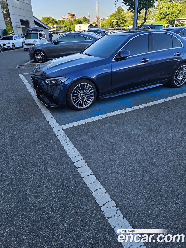 Mercedes-Benz C-Class C300 4MATIC AMG Line — пробег 14 000 км — фото 3 из 5