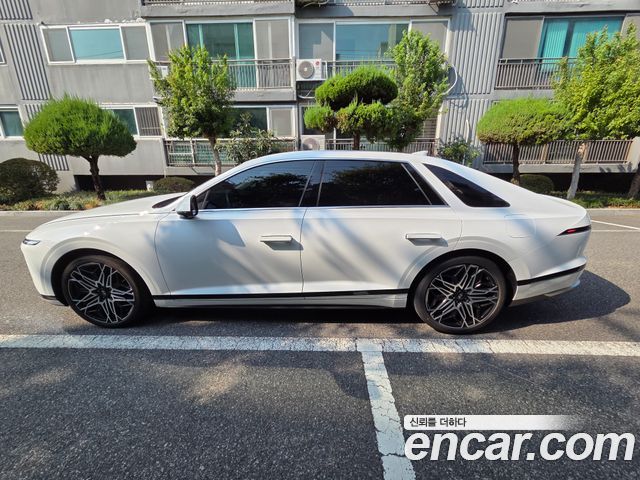 Hyundai Grandeur 2,5 Gasoline 2WD Exclusive — пробег 12 800 км