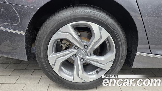 Honda Accord 1.5 Turbo — пробег 62 918 км