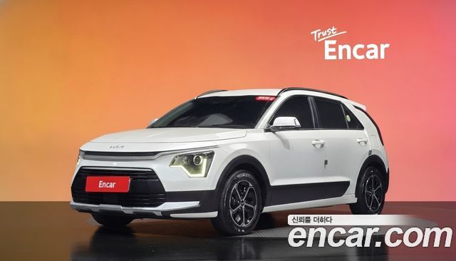 Kia Niro Prestige — пробег 158 449 км — фото 1 из 5