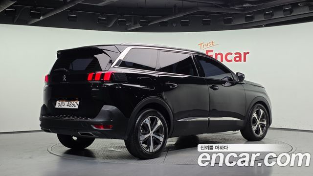 Peugeot 5008 из Кореи Encar