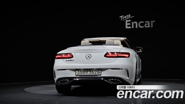 Mercedes-Benz E-Class E220d Cabriolet — пробег 95 858 км — фото 4 из 5