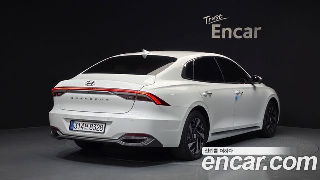 Hyundai Grandeur из Кореи Encar