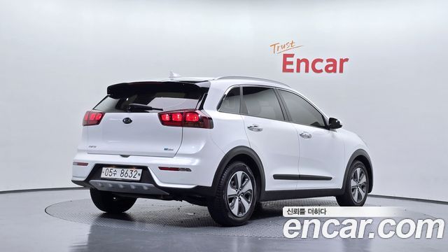 Kia Niro из Кореи Encar