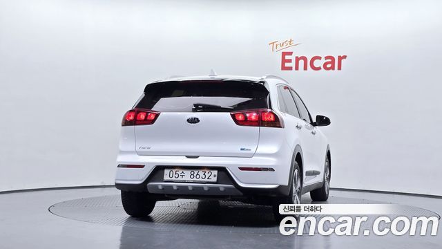 Kia Niro из Кореи Encar