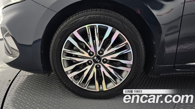 Kia K7 из Кореи Encar