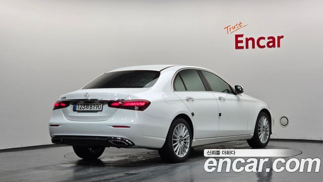 Mercedes-Benz E-Class из Кореи Encar