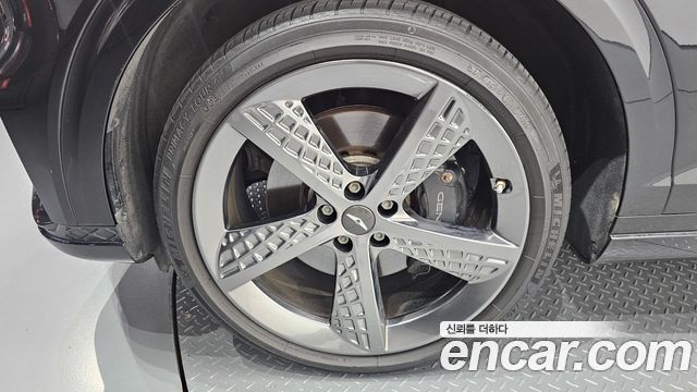 Genesis GV70 из Кореи Encar