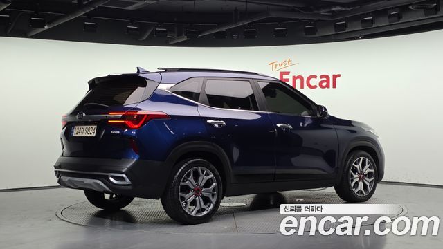 Kia Seltos из Кореи Encar