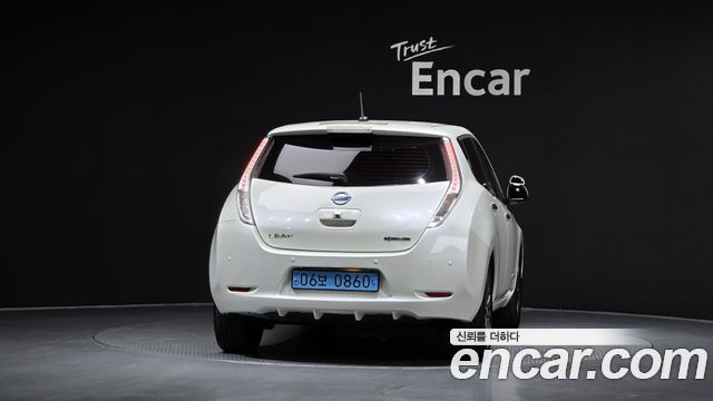 Nissan Leaf из Кореи Encar