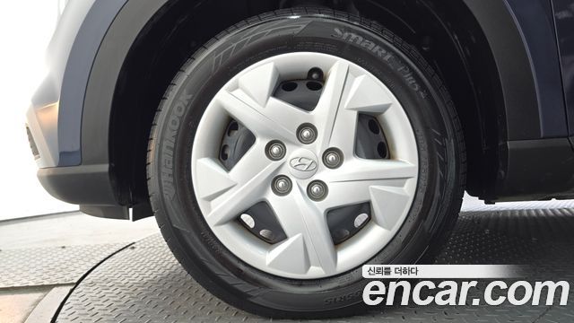 Hyundai Venue из Кореи Encar