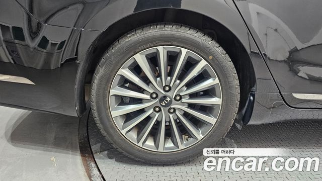 Kia K7 из Кореи Encar